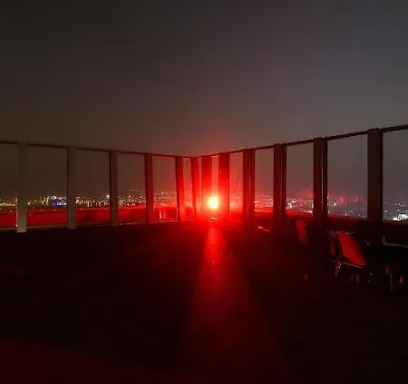 Hanza Tower Diamond Class 2.0 Apartment